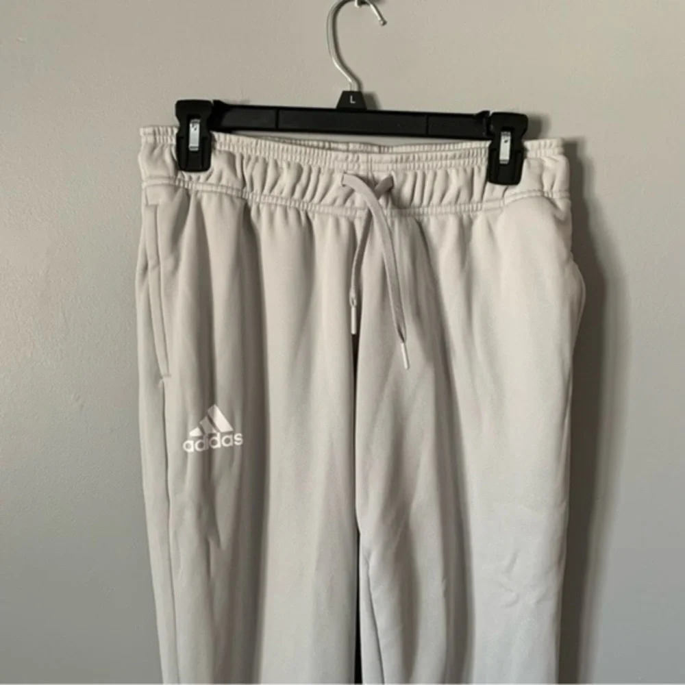 NWT. ADIDAS Women’s Tapered Pants